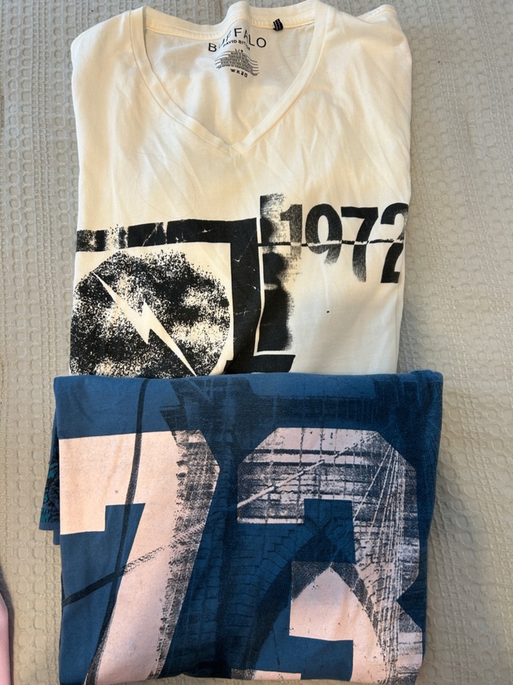 Bundle of two Buffalo David Bitton White & Navy Graphic V-Neck Tee Set